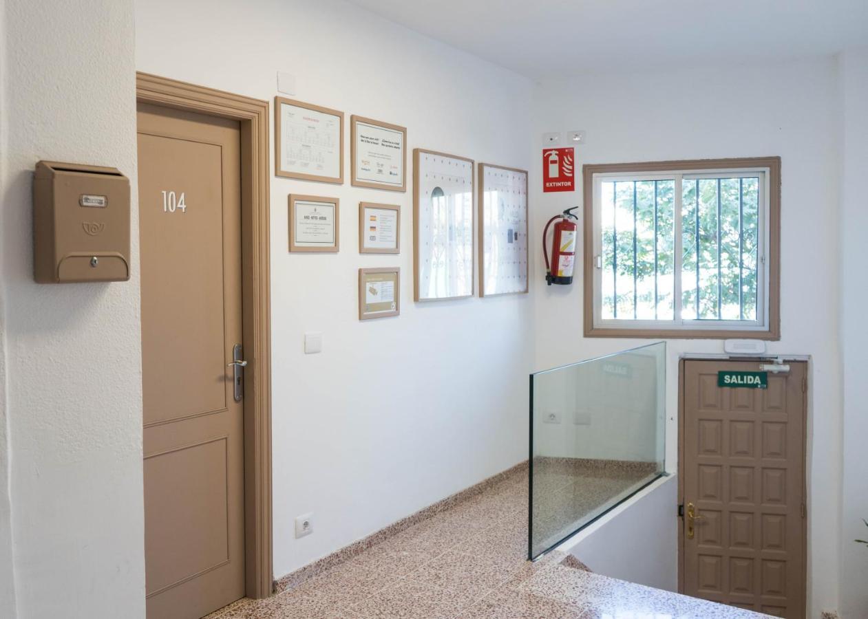Pension Alcala Εξωτερικό φωτογραφία